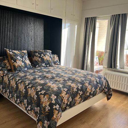 Ruim Appartement Met Zeezicht Blankenberge Bagian luar foto