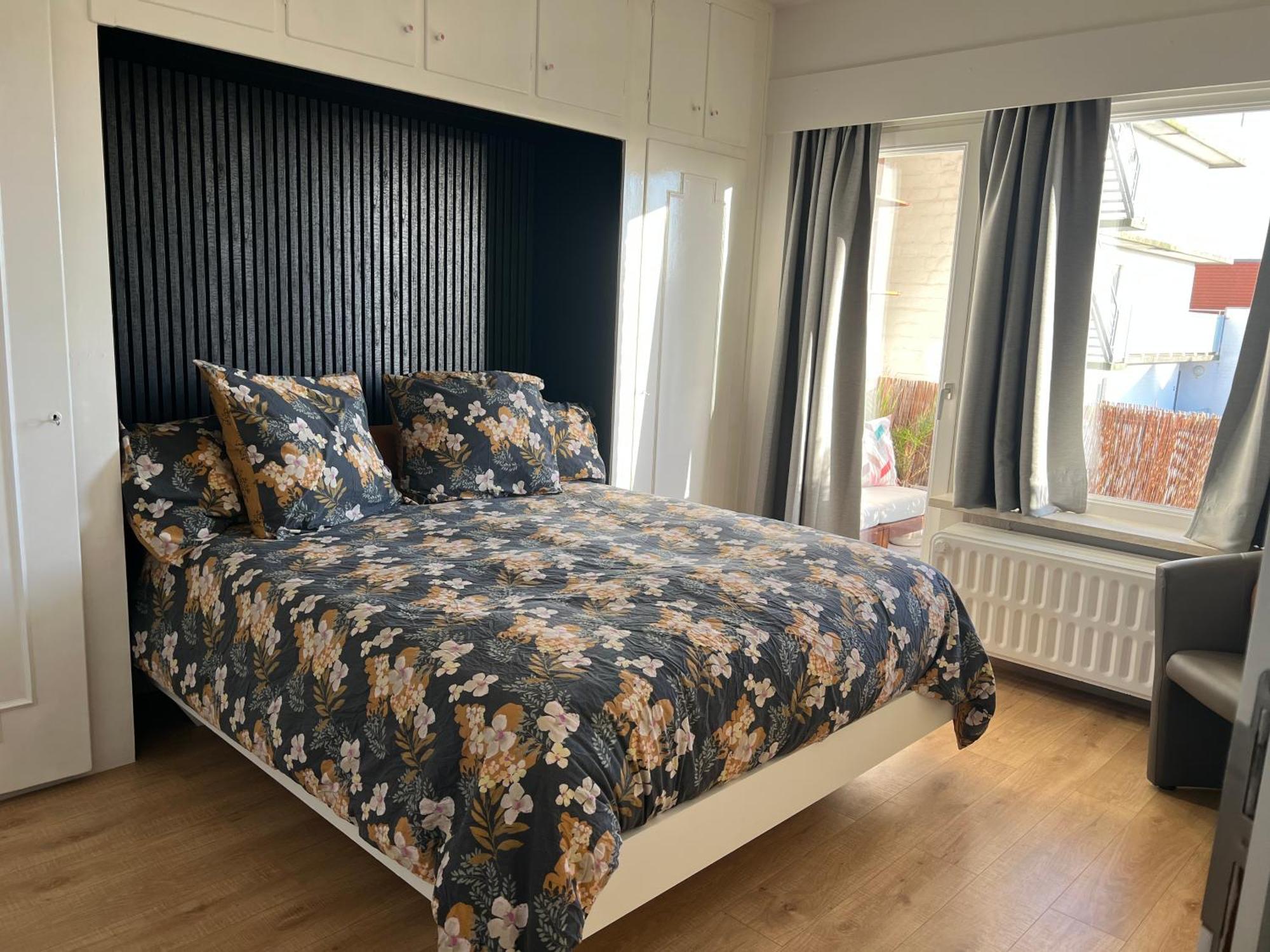 Ruim Appartement Met Zeezicht Blankenberge Bagian luar foto