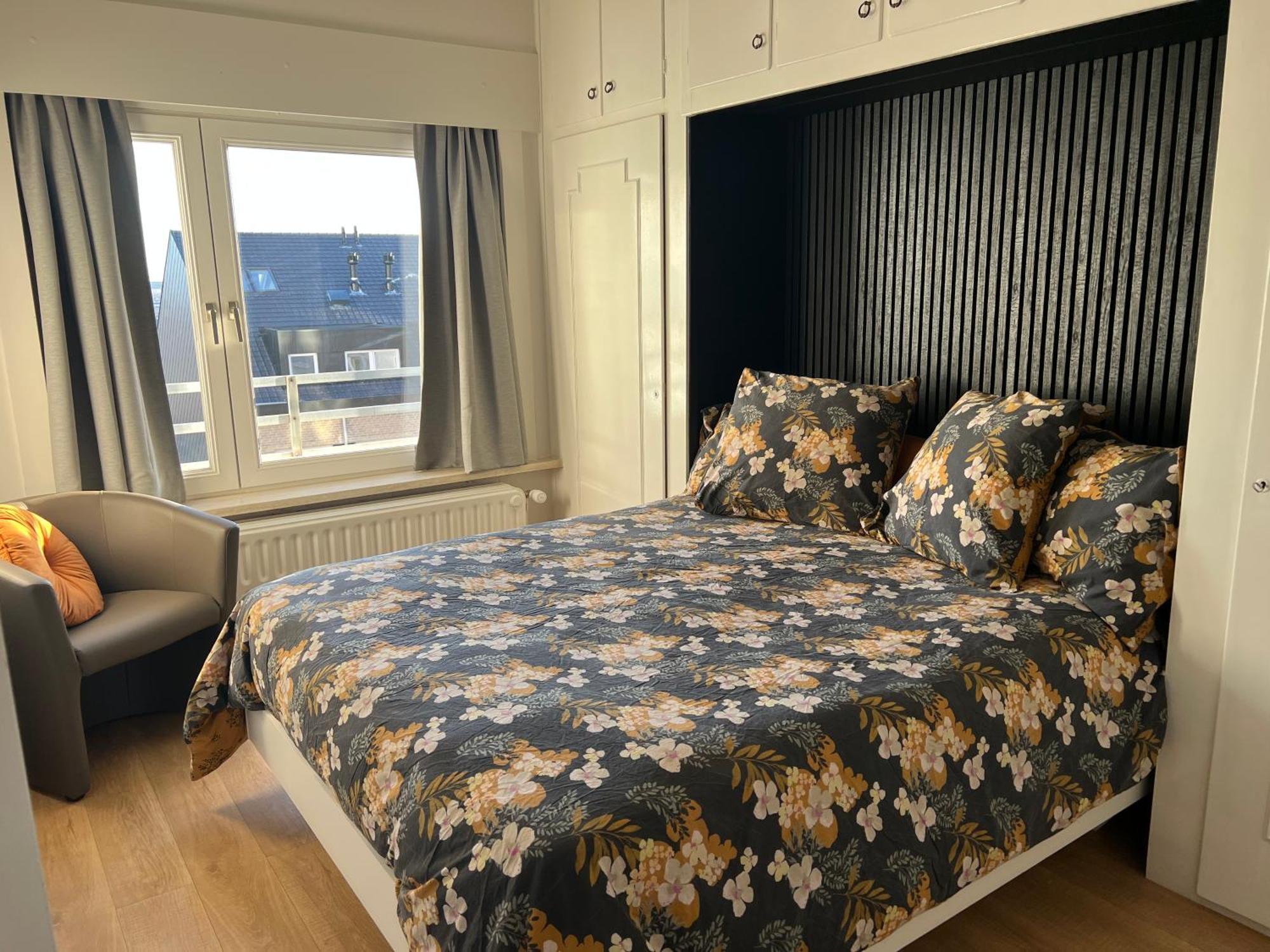 Ruim Appartement Met Zeezicht Blankenberge Bagian luar foto